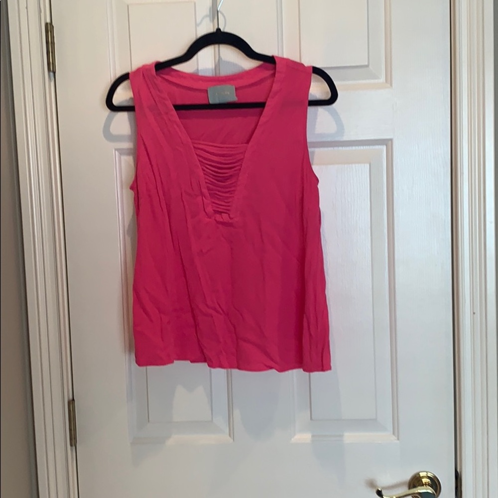 Pink tank top